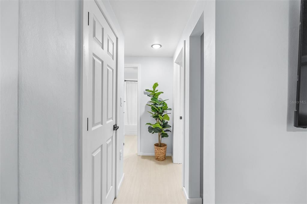 En Venta: $330,000 (3 camas, 2 baños, 1388 Pies cuadrados)