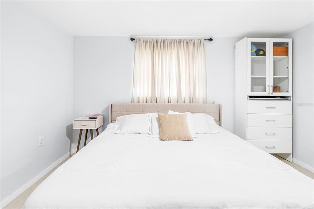 En Venta: $330,000 (3 camas, 2 baños, 1388 Pies cuadrados)