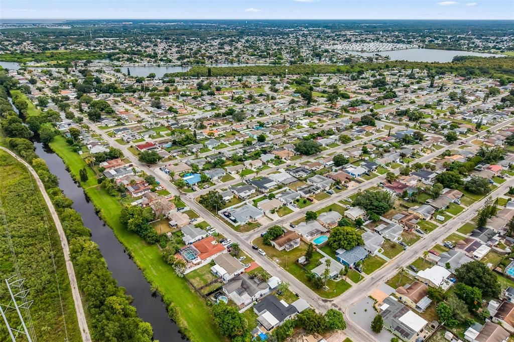 En Venta: $330,000 (3 camas, 2 baños, 1388 Pies cuadrados)