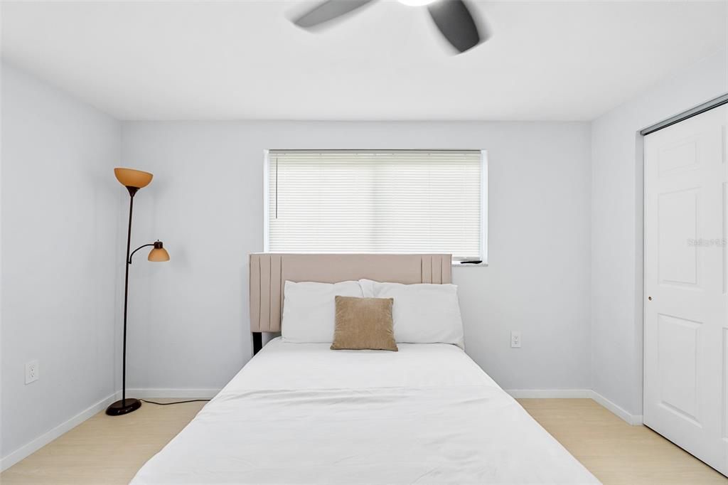 En Venta: $330,000 (3 camas, 2 baños, 1388 Pies cuadrados)