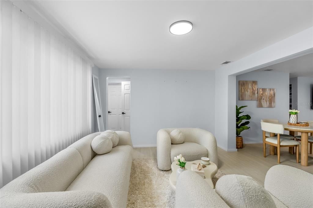 En Venta: $330,000 (3 camas, 2 baños, 1388 Pies cuadrados)