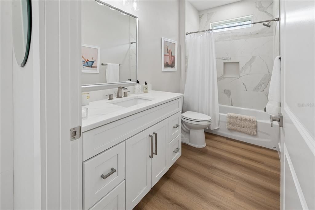 En Venta: $399,900 (3 camas, 2 baños, 1807 Pies cuadrados)