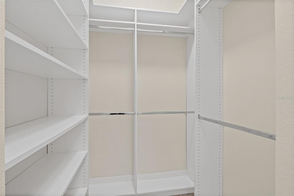 На продажу: $298,000 (3 спален, 2 ванн, 1732 Квадратных фут)