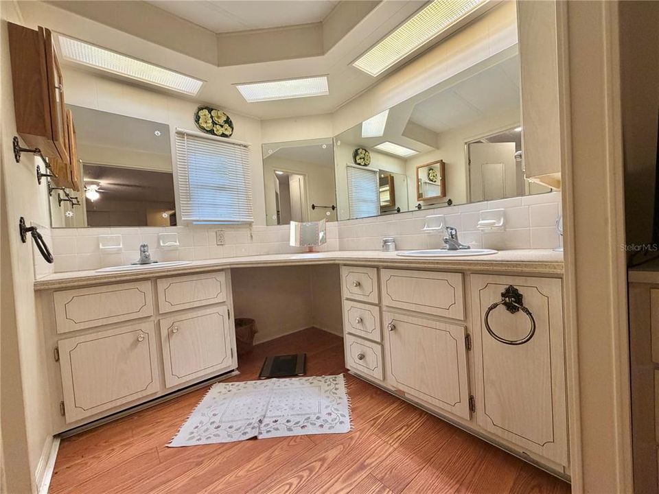 En Venta: $135,000 (2 camas, 2 baños, 1342 Pies cuadrados)