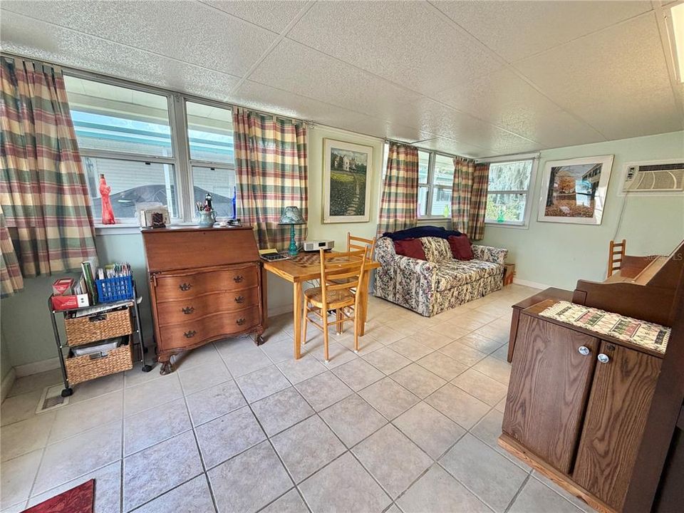 En Venta: $135,000 (2 camas, 2 baños, 1342 Pies cuadrados)