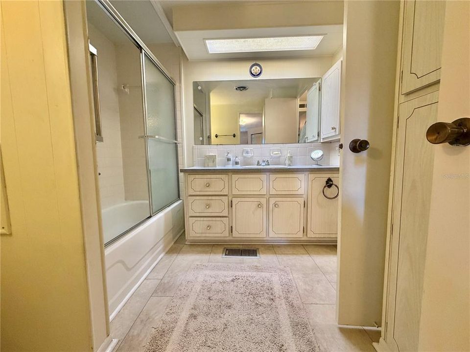En Venta: $135,000 (2 camas, 2 baños, 1342 Pies cuadrados)