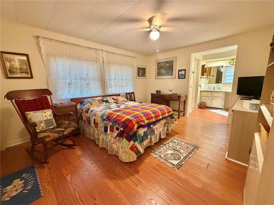 En Venta: $135,000 (2 camas, 2 baños, 1342 Pies cuadrados)