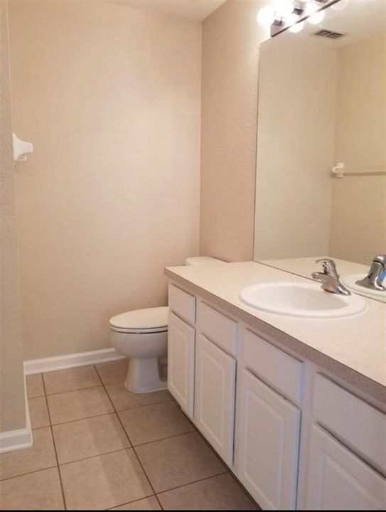 В аренду: $1,750 (2 спален, 2 ванн, 1074 Квадратных фут)