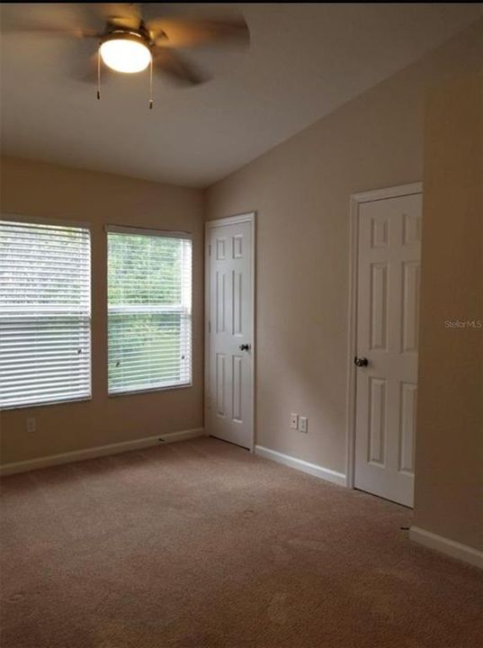 В аренду: $1,750 (2 спален, 2 ванн, 1074 Квадратных фут)
