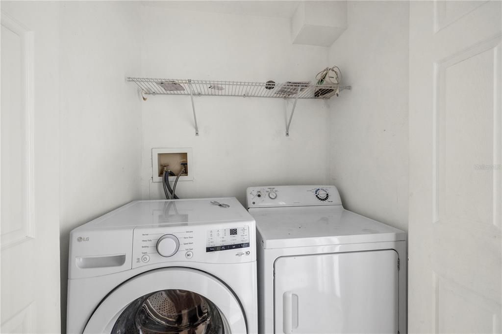 На продажу: $199,000 (3 спален, 2 ванн, 1588 Квадратных фут)