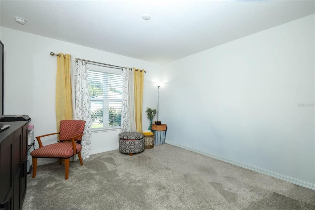 En Venta: $475,000 (5 camas, 3 baños, 2599 Pies cuadrados)