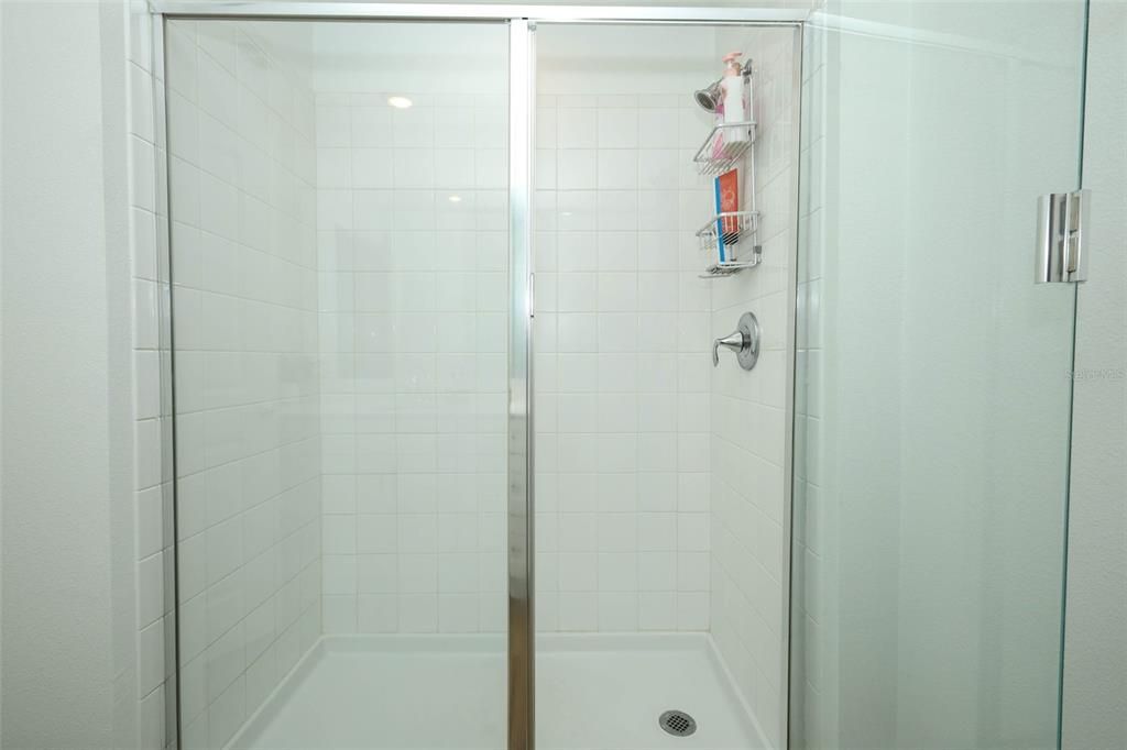 En Venta: $475,000 (5 camas, 3 baños, 2599 Pies cuadrados)
