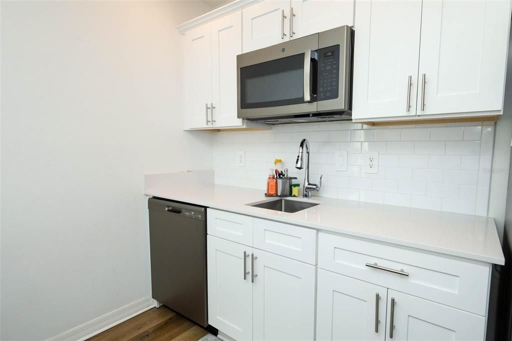 En Venta: $475,000 (5 camas, 3 baños, 2599 Pies cuadrados)