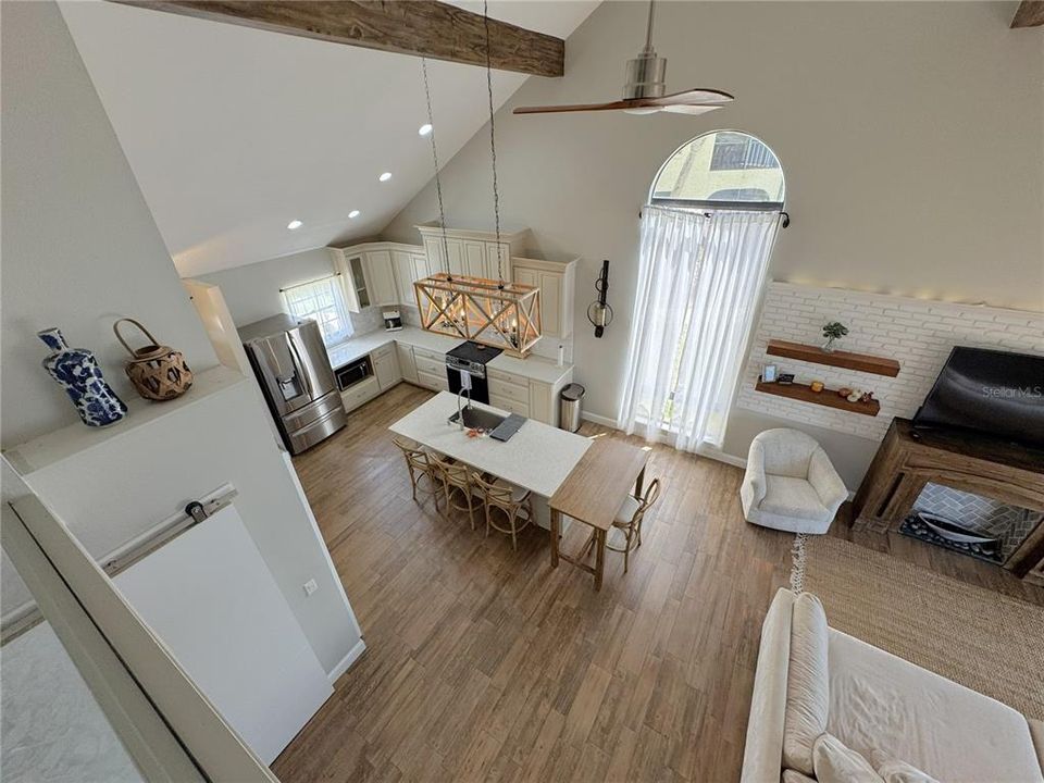 For Rent: $4,500 (3 beds, 2 baths, 1704 Square Feet)