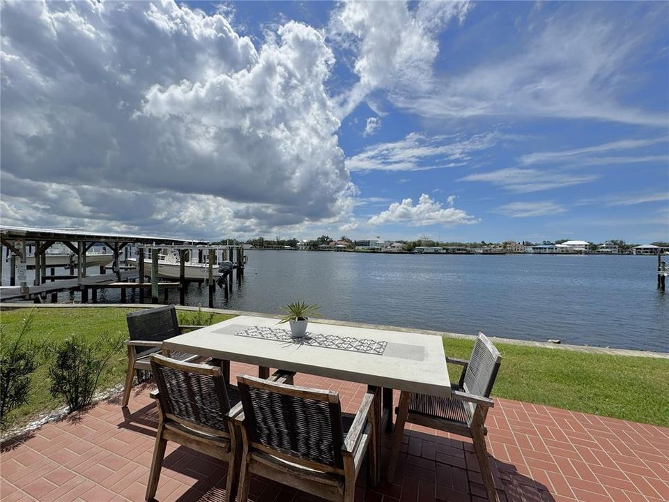 For Rent: $4,500 (3 beds, 2 baths, 1704 Square Feet)