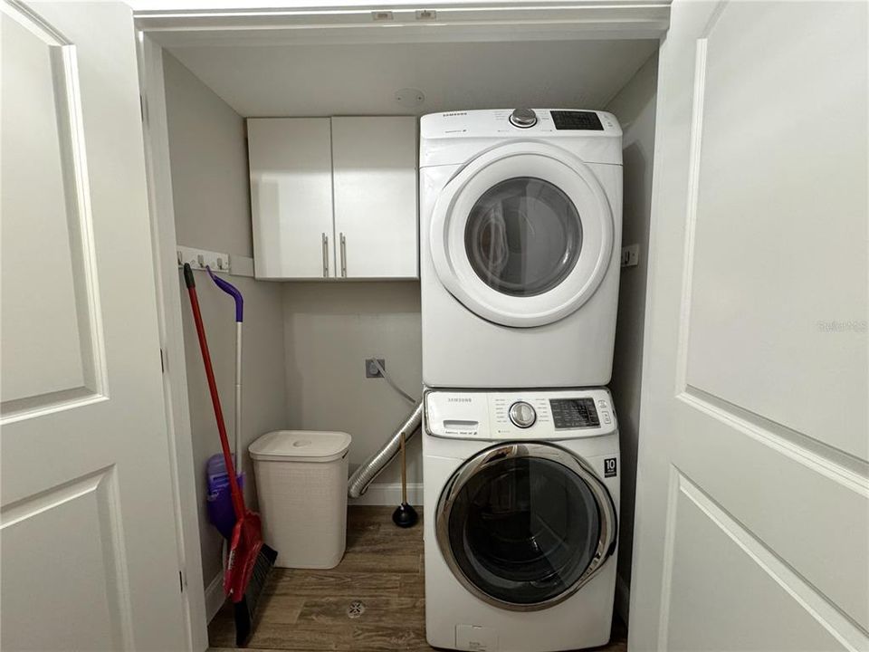 For Rent: $4,500 (3 beds, 2 baths, 1704 Square Feet)