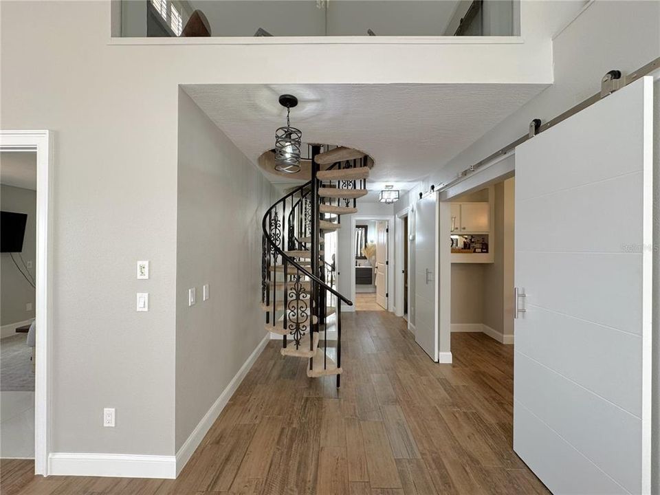 For Rent: $4,500 (3 beds, 2 baths, 1704 Square Feet)