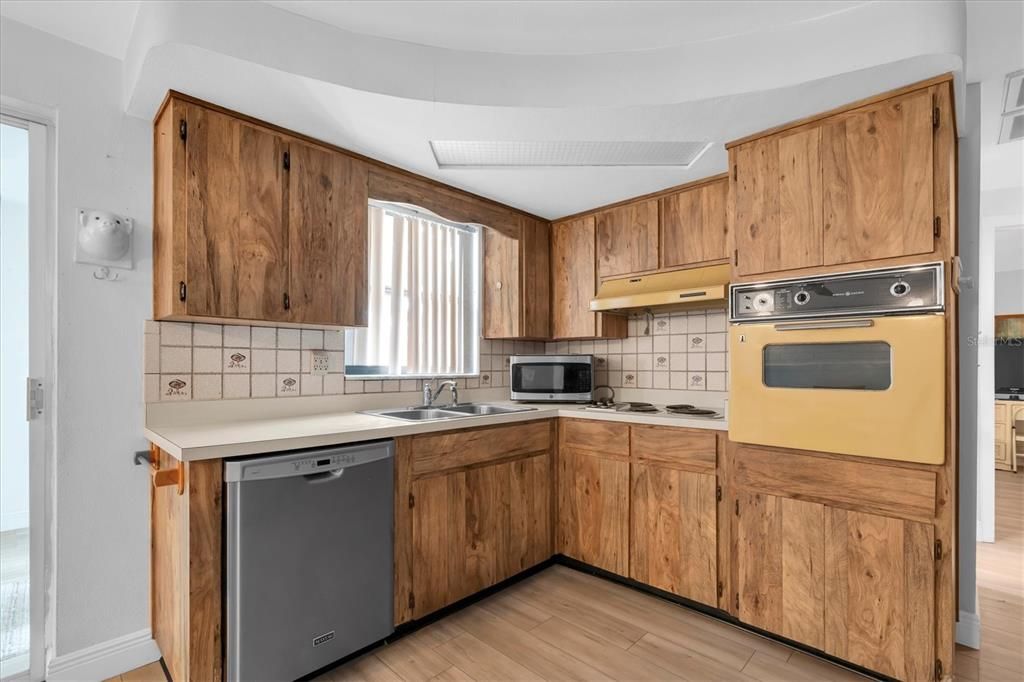 En Venta: $219,000 (2 camas, 1 baños, 1064 Pies cuadrados)