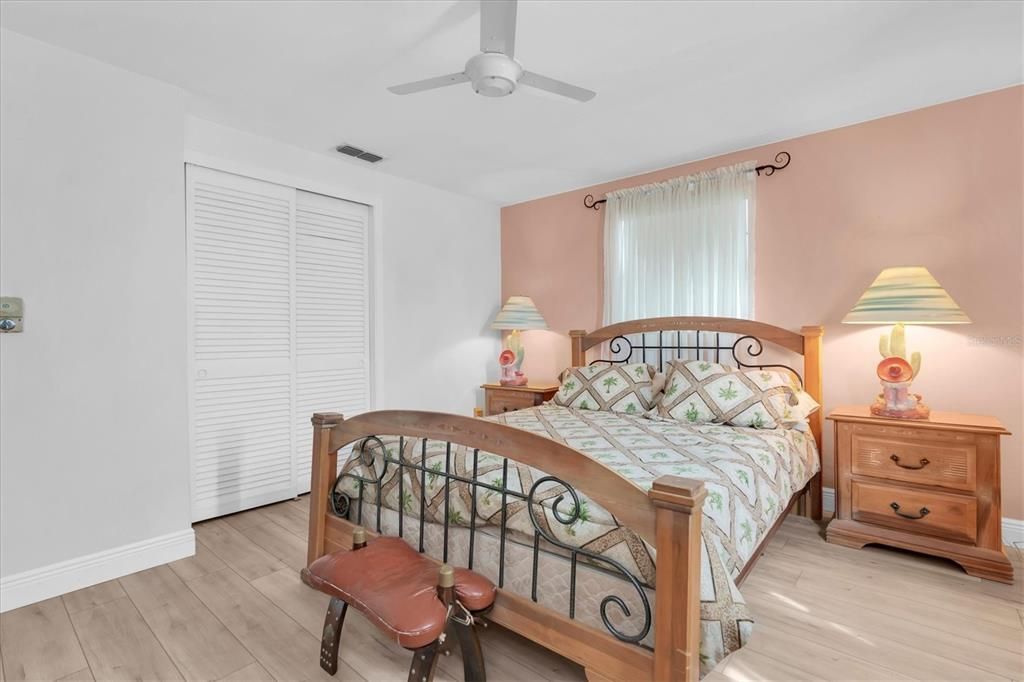 En Venta: $219,000 (2 camas, 1 baños, 1064 Pies cuadrados)