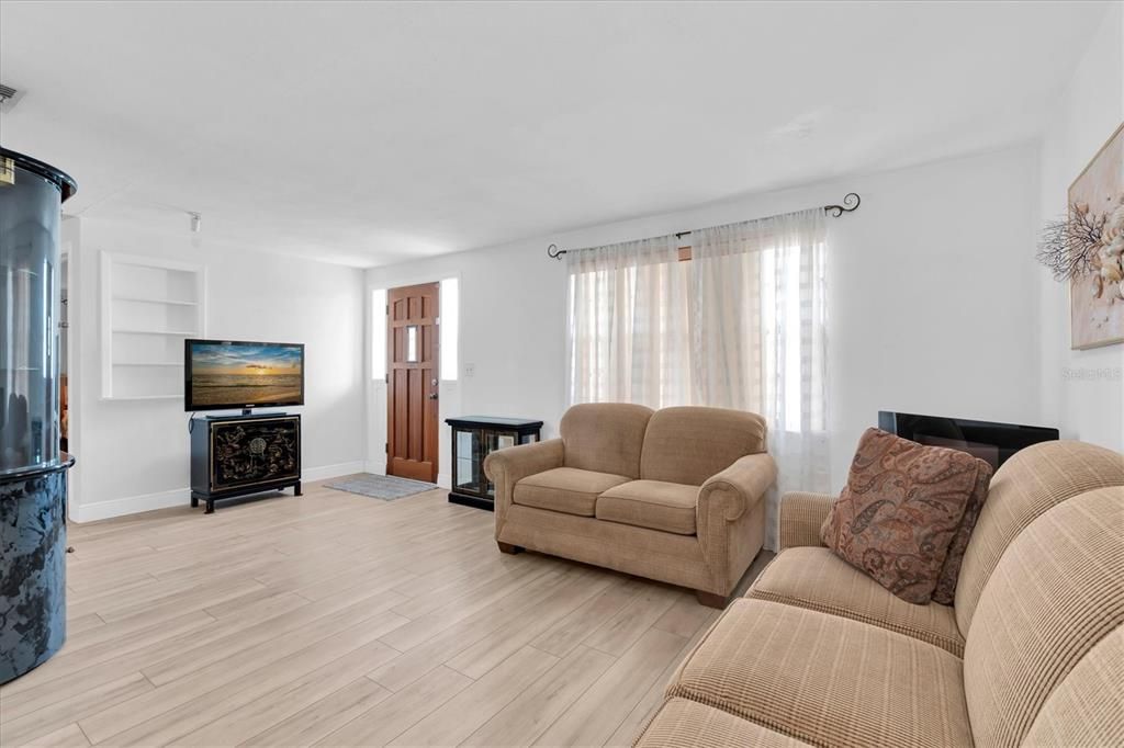 En Venta: $219,000 (2 camas, 1 baños, 1064 Pies cuadrados)