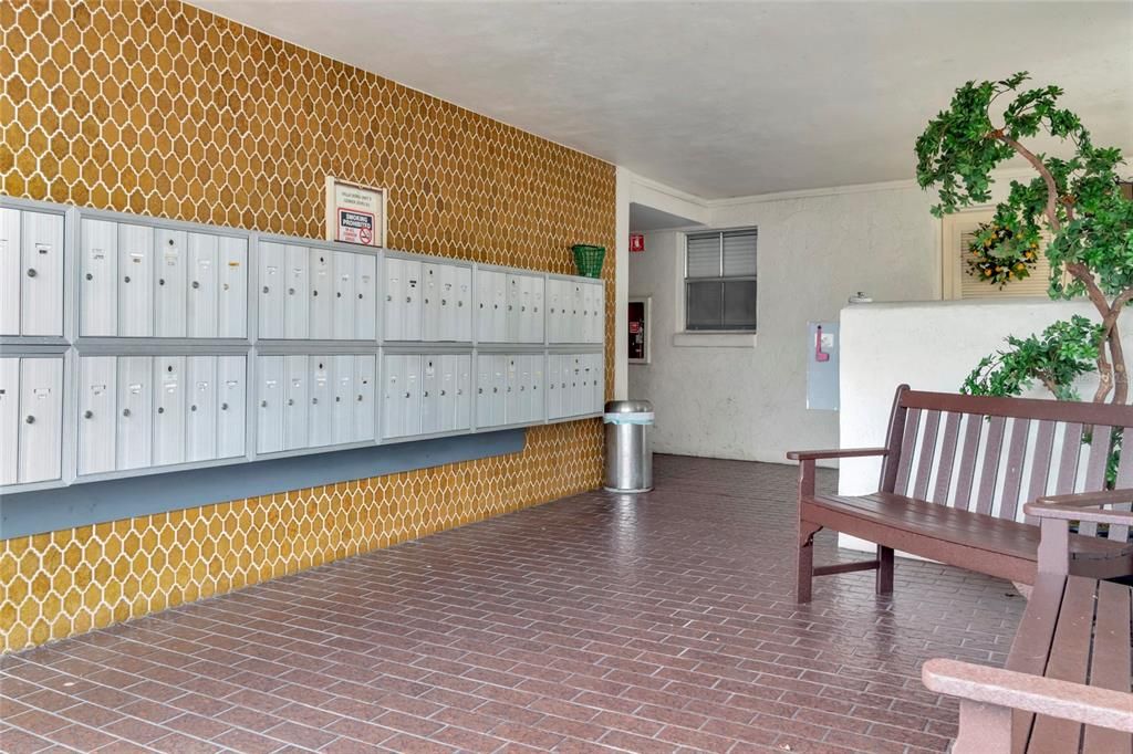 En Venta: $399,000 (3 camas, 3 baños, 1628 Pies cuadrados)