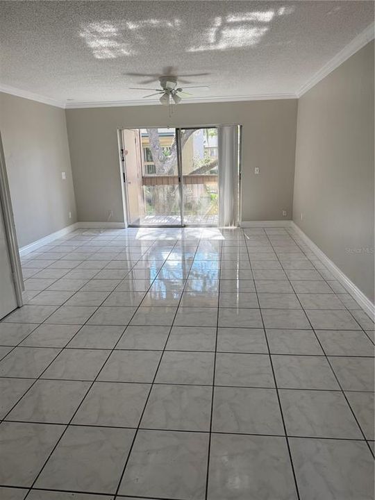 For Sale: $146,000 (2 beds, 1 baths, 1074 Square Feet)