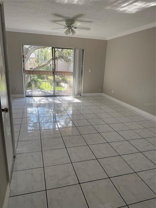 For Sale: $146,000 (2 beds, 1 baths, 1074 Square Feet)