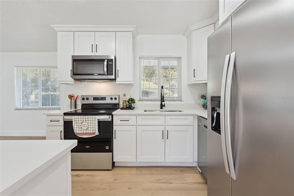 En Venta: $329,000 (3 camas, 3 baños, 1822 Pies cuadrados)