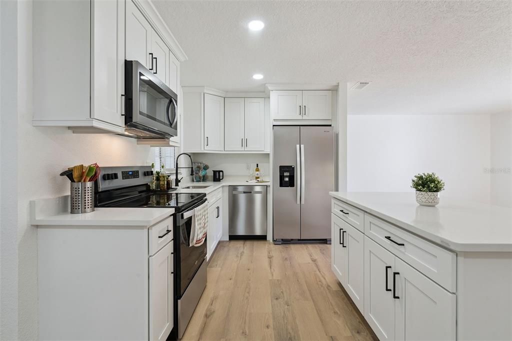 En Venta: $329,000 (3 camas, 3 baños, 1822 Pies cuadrados)