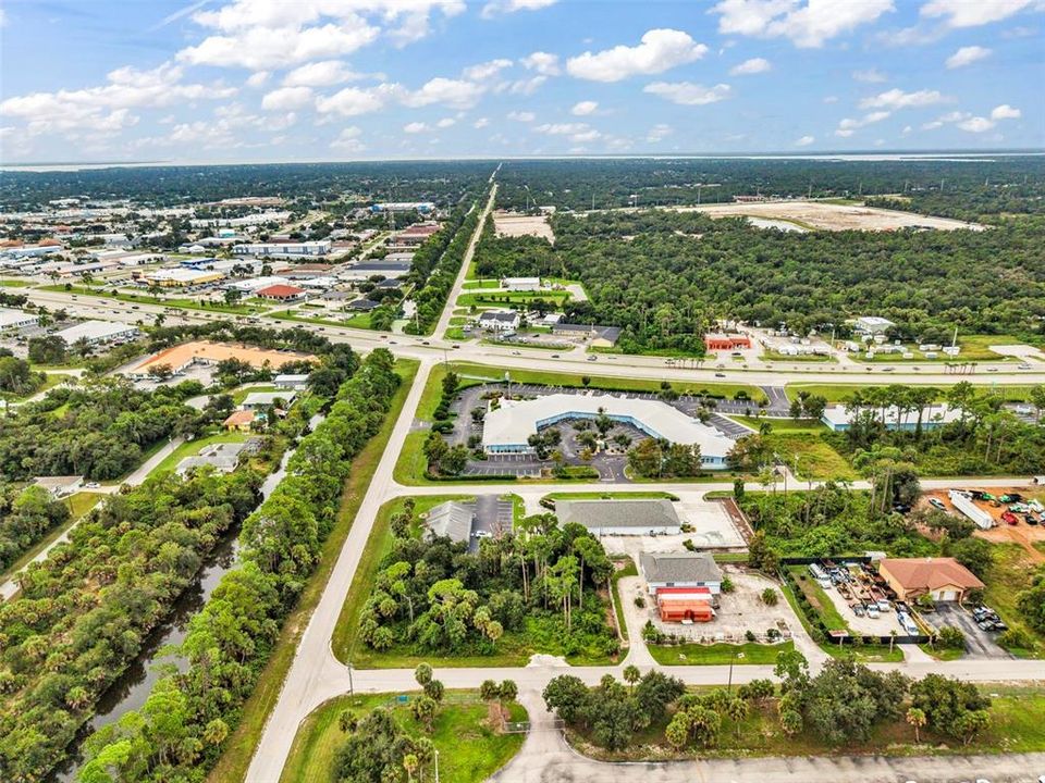 待售: $198,999 (0.54 acres)