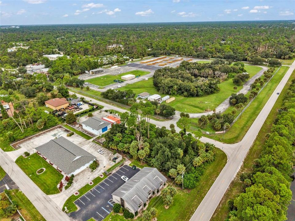 待售: $198,999 (0.54 acres)