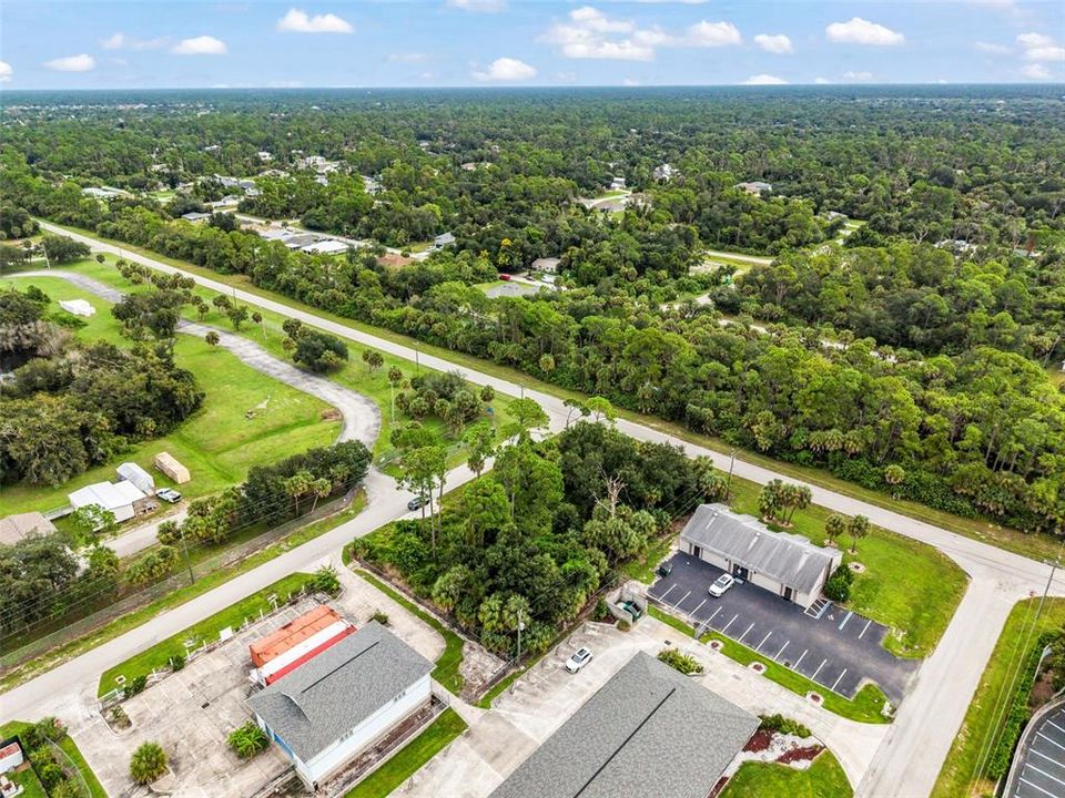 待售: $198,999 (0.54 acres)