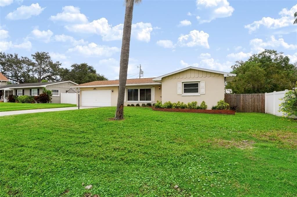 En Venta: $419,000 (3 camas, 2 baños, 1354 Pies cuadrados)