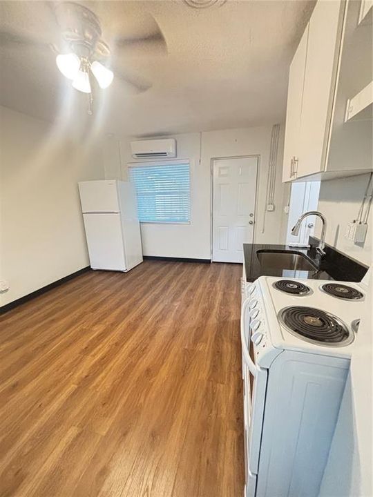 En Renta: $1,149 (0 camas, 1 baños, 400 Pies cuadrados)