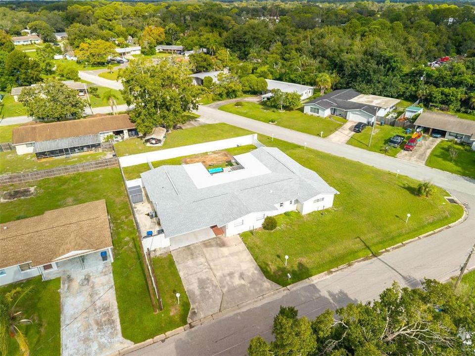 En Venta: $549,000 (4 camas, 3 baños, 3140 Pies cuadrados)