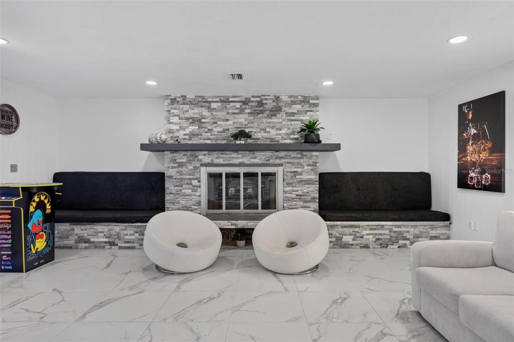 En Venta: $549,000 (4 camas, 3 baños, 3140 Pies cuadrados)