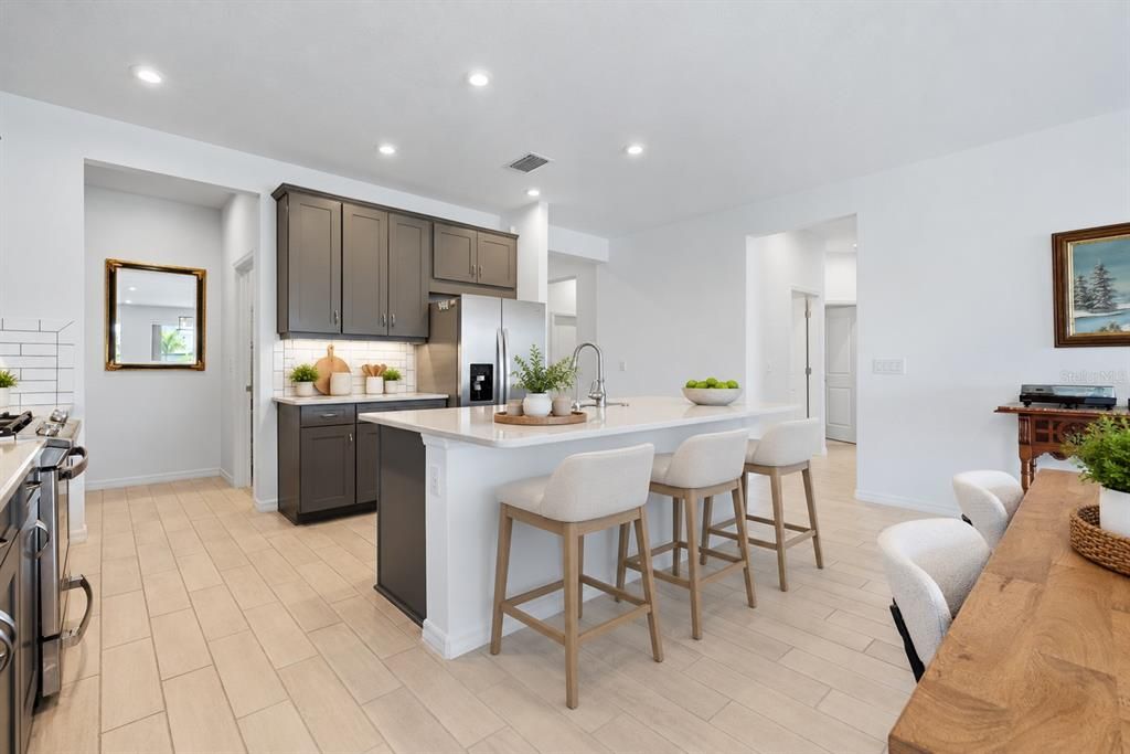 En Venta: $639,000 (4 camas, 3 baños, 2390 Pies cuadrados)