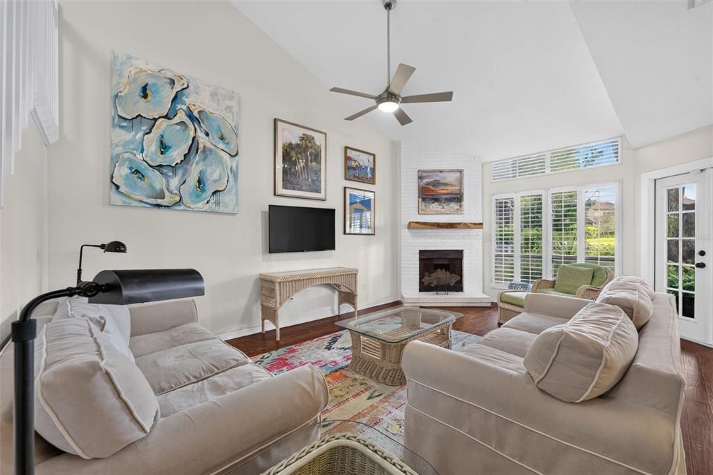 For Sale: $537,000 (3 beds, 2 baths, 1734 Square Feet)