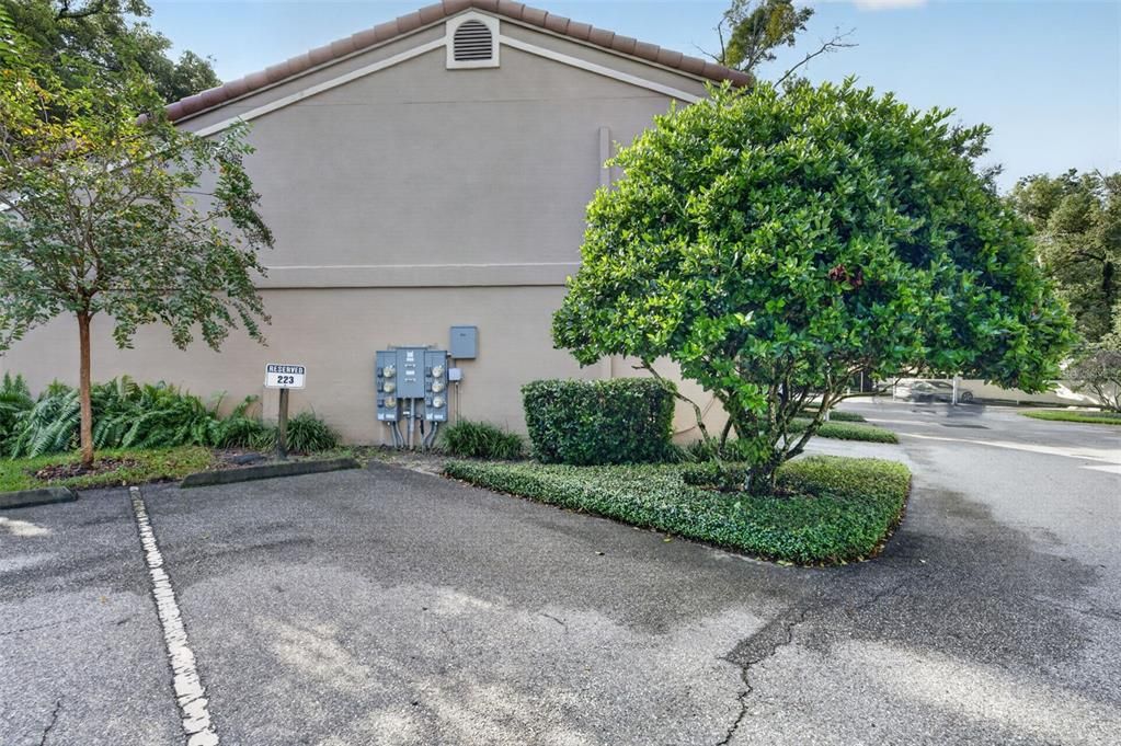 For Sale: $537,000 (3 beds, 2 baths, 1734 Square Feet)