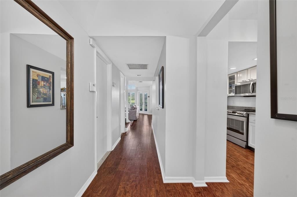 For Sale: $537,000 (3 beds, 2 baths, 1734 Square Feet)