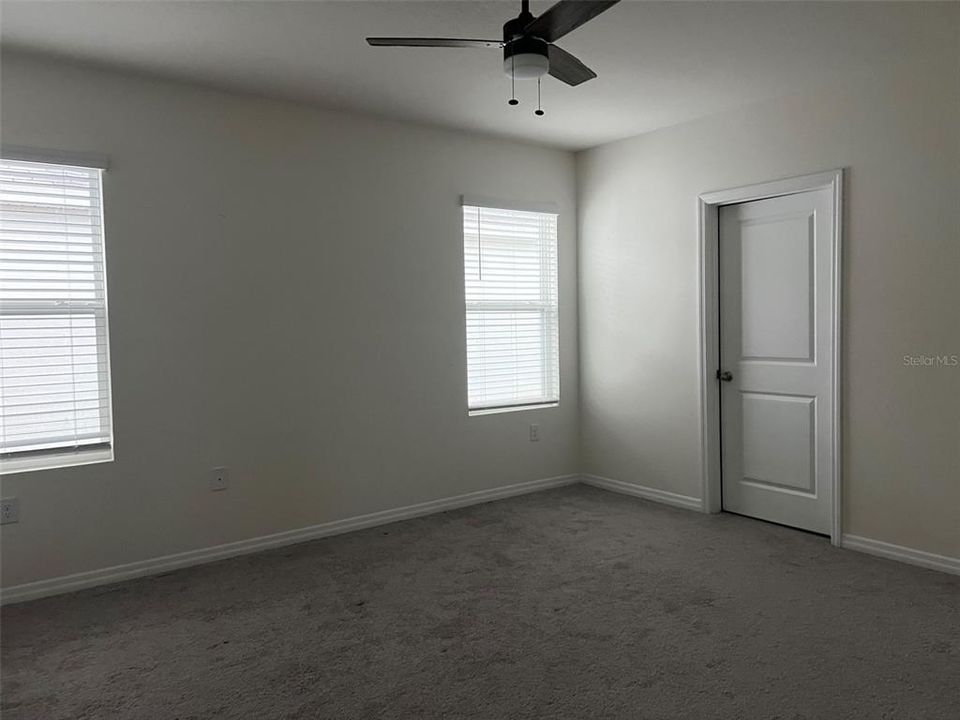 For Rent: $2,580 (4 beds, 2 baths, 2260 Square Feet)