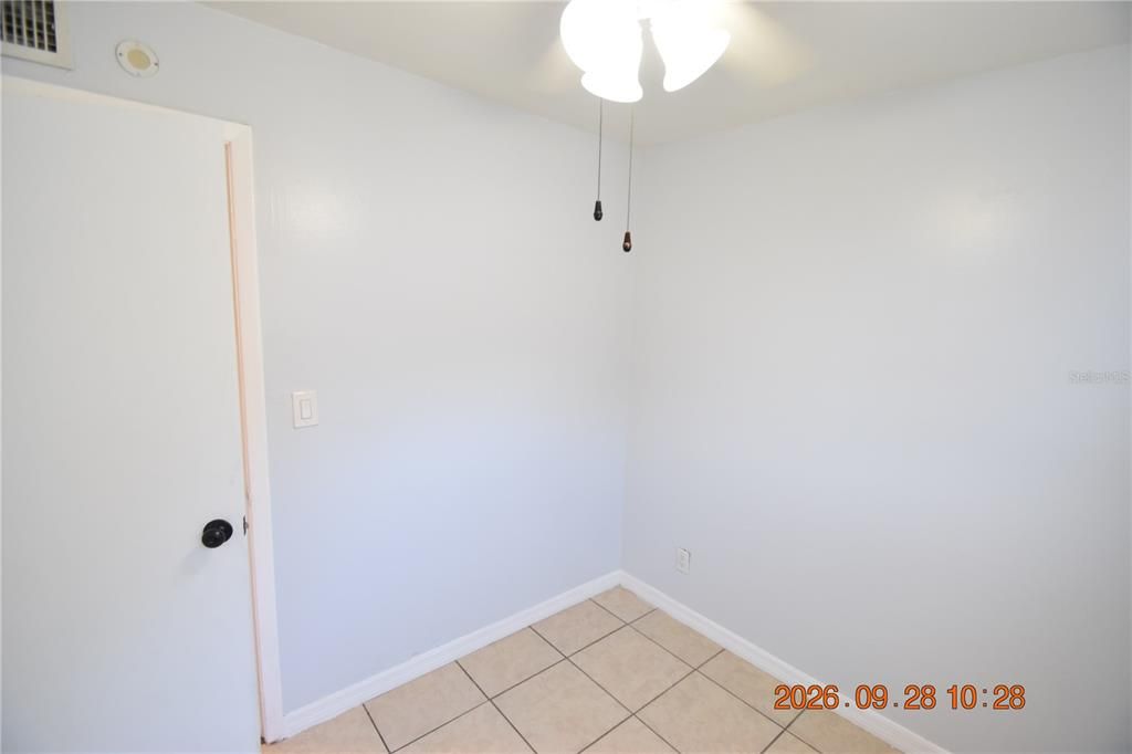 В аренду: $1,795 (3 спален, 2 ванн, 1044 Квадратных фут)