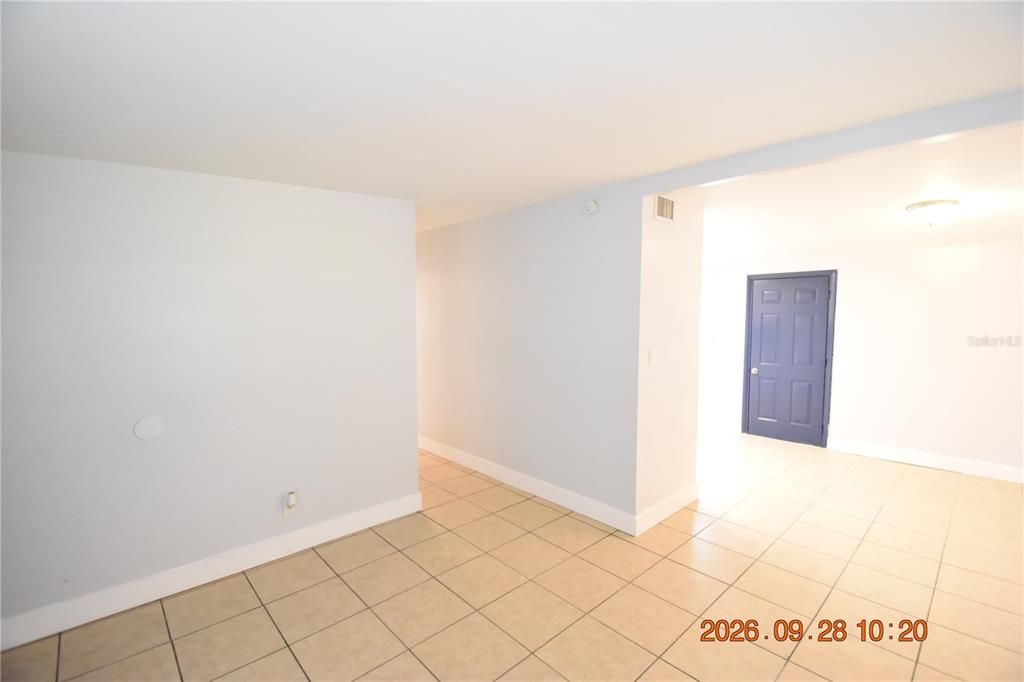 В аренду: $1,795 (3 спален, 2 ванн, 1044 Квадратных фут)