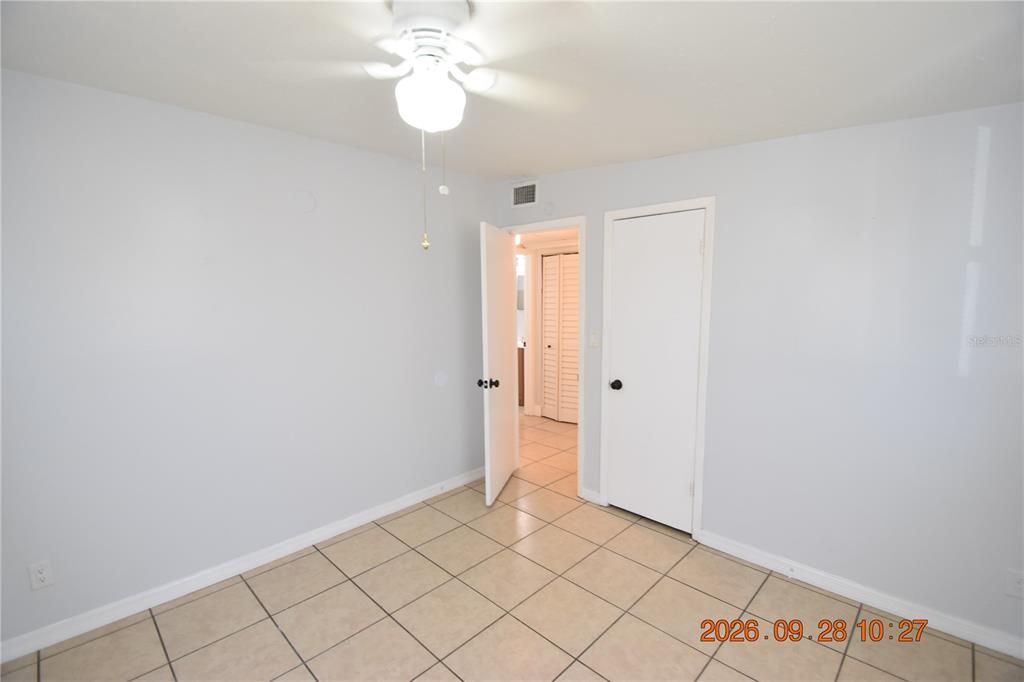 В аренду: $1,795 (3 спален, 2 ванн, 1044 Квадратных фут)
