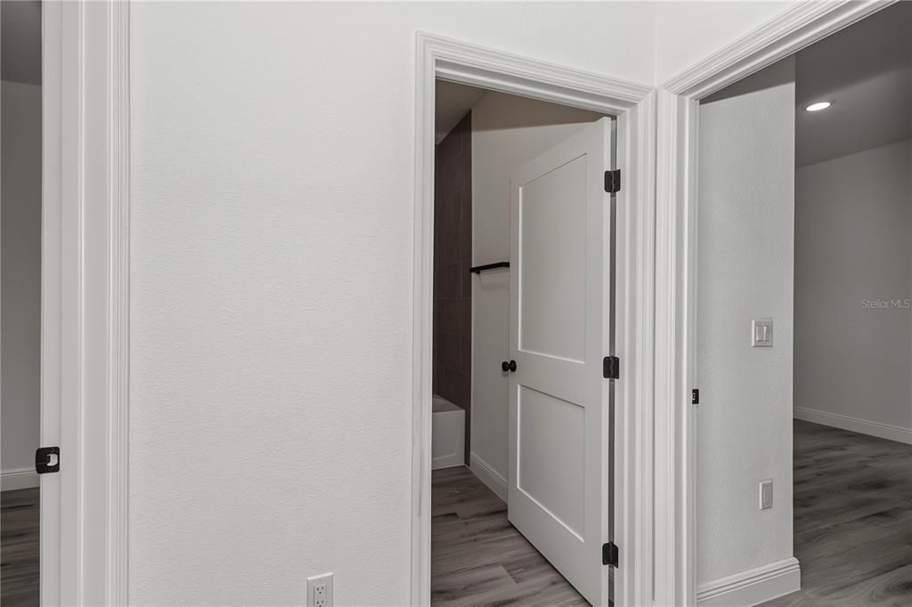 En Venta: $283,900 (4 camas, 2 baños, 1774 Pies cuadrados)