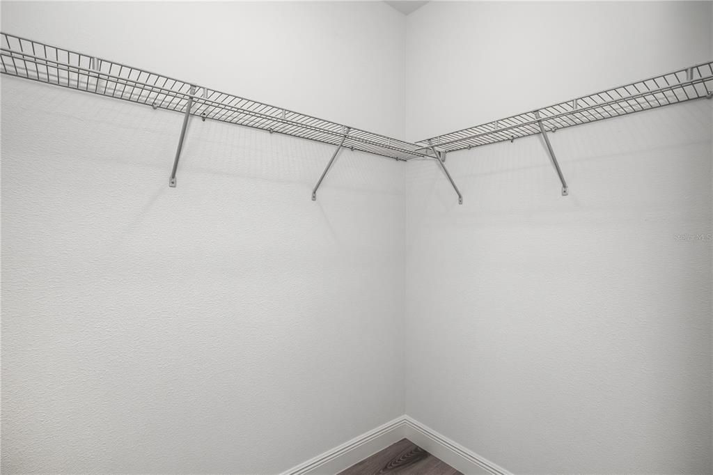 En Venta: $283,900 (4 camas, 2 baños, 1774 Pies cuadrados)