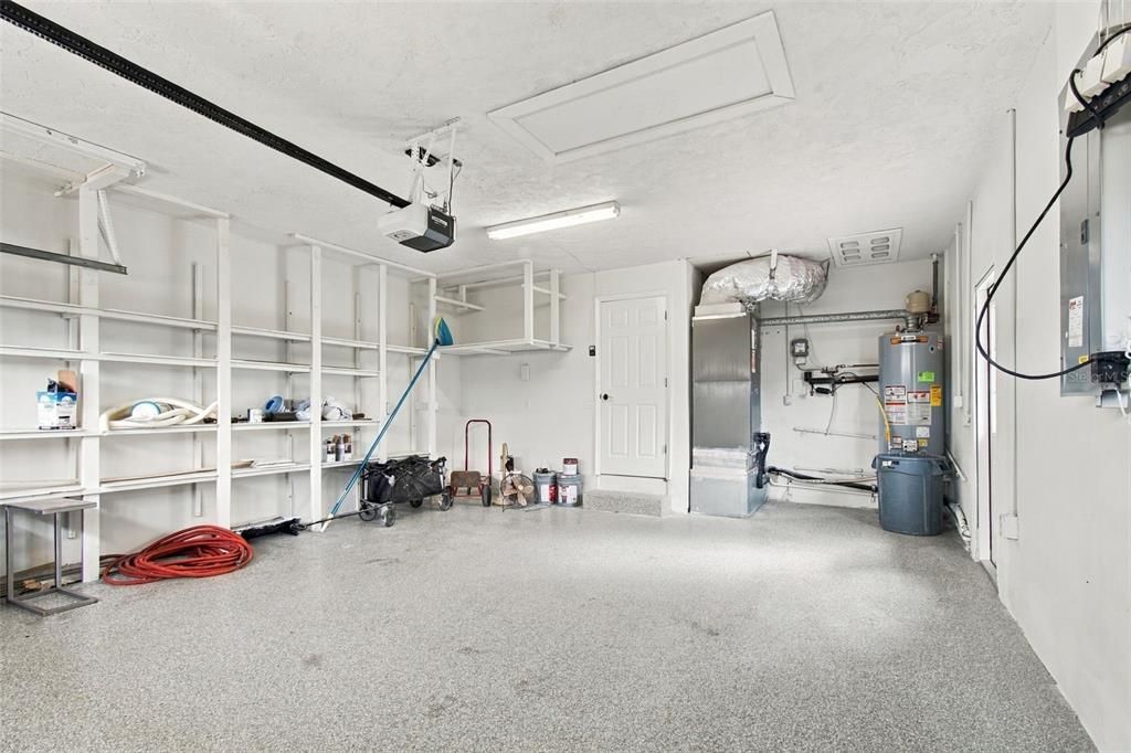 En Venta: $1,300,000 (3 camas, 2 baños, 1924 Pies cuadrados)
