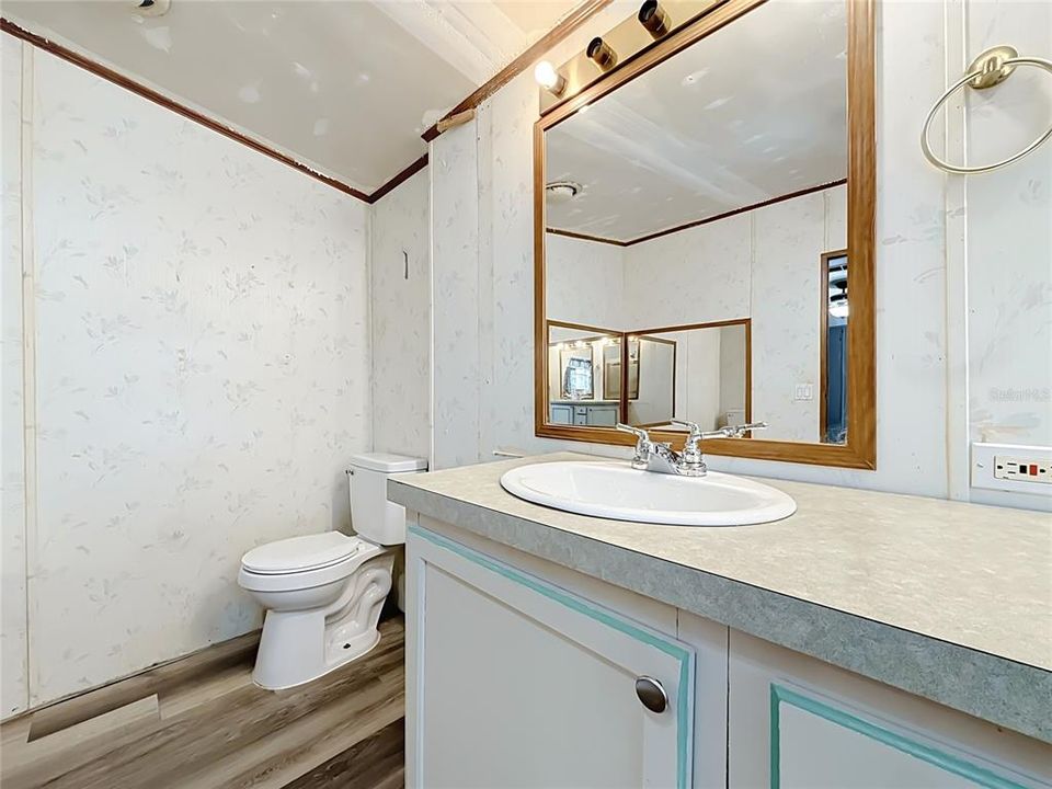 На продажу: $199,000 (3 спален, 2 ванн, 1512 Квадратных фут)