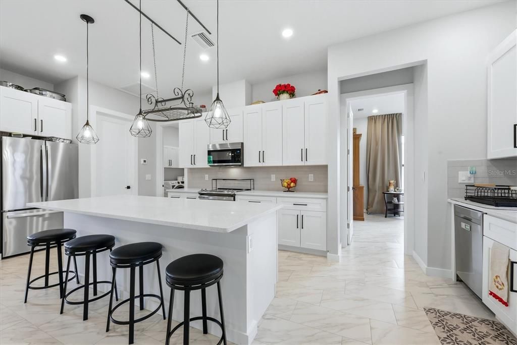 For Sale: $399,000 (3 beds, 2 baths, 1804 Square Feet)