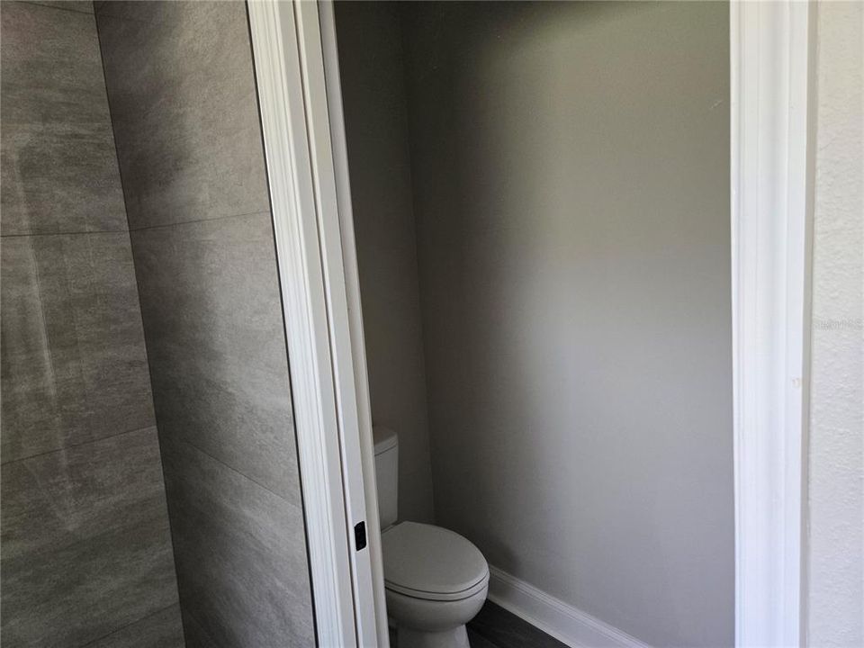 В аренду: $2,400 (4 спален, 3 ванн, 1683 Квадратных фут)